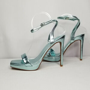 BCBGeneration Women's Caroline Heeled Sandal Size 8.5 Oasis Metallic NWT